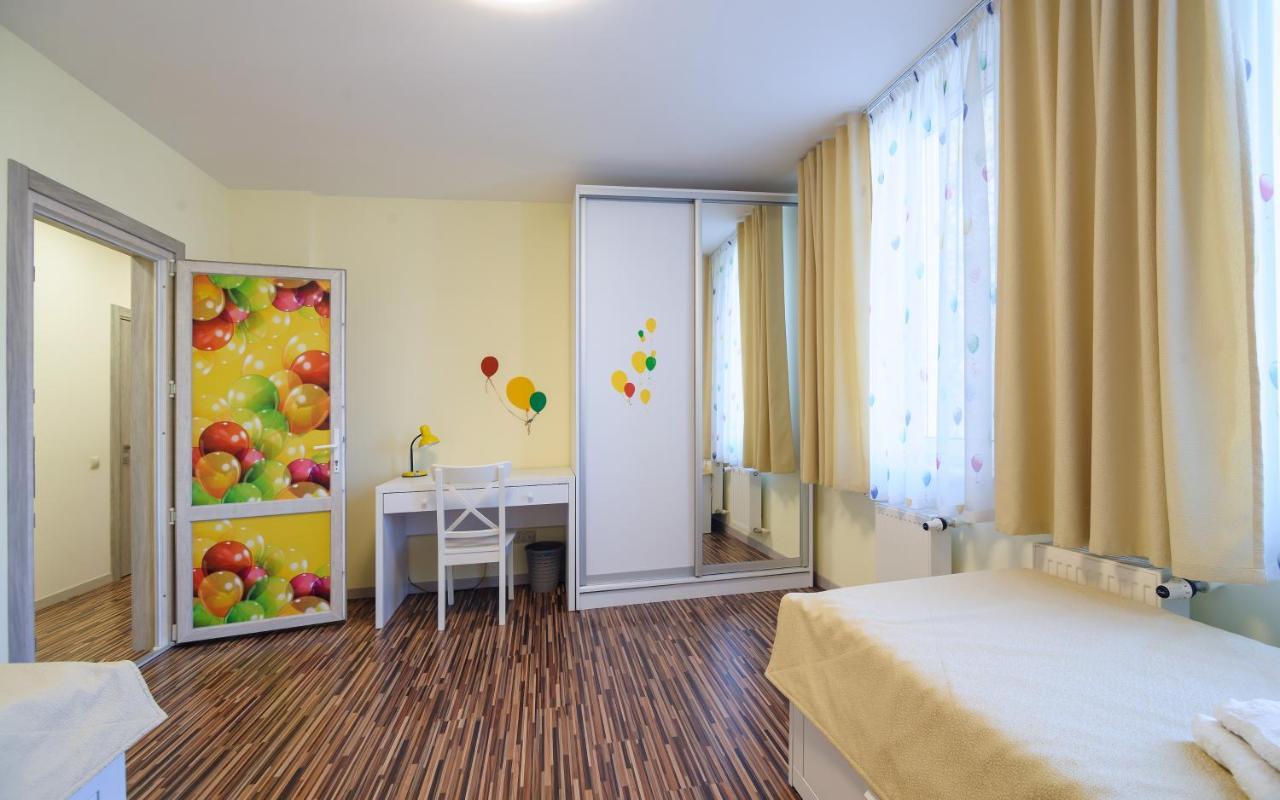 Colored Balloons - 3 Bedrooms, 3 Bathrooms, Equipped Large Apartments Лвив Екстериор снимка