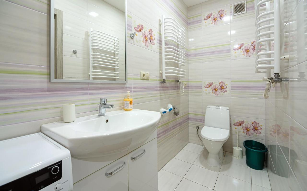 Colored Balloons - 3 Bedrooms, 3 Bathrooms, Equipped Large Apartments Лвив Екстериор снимка