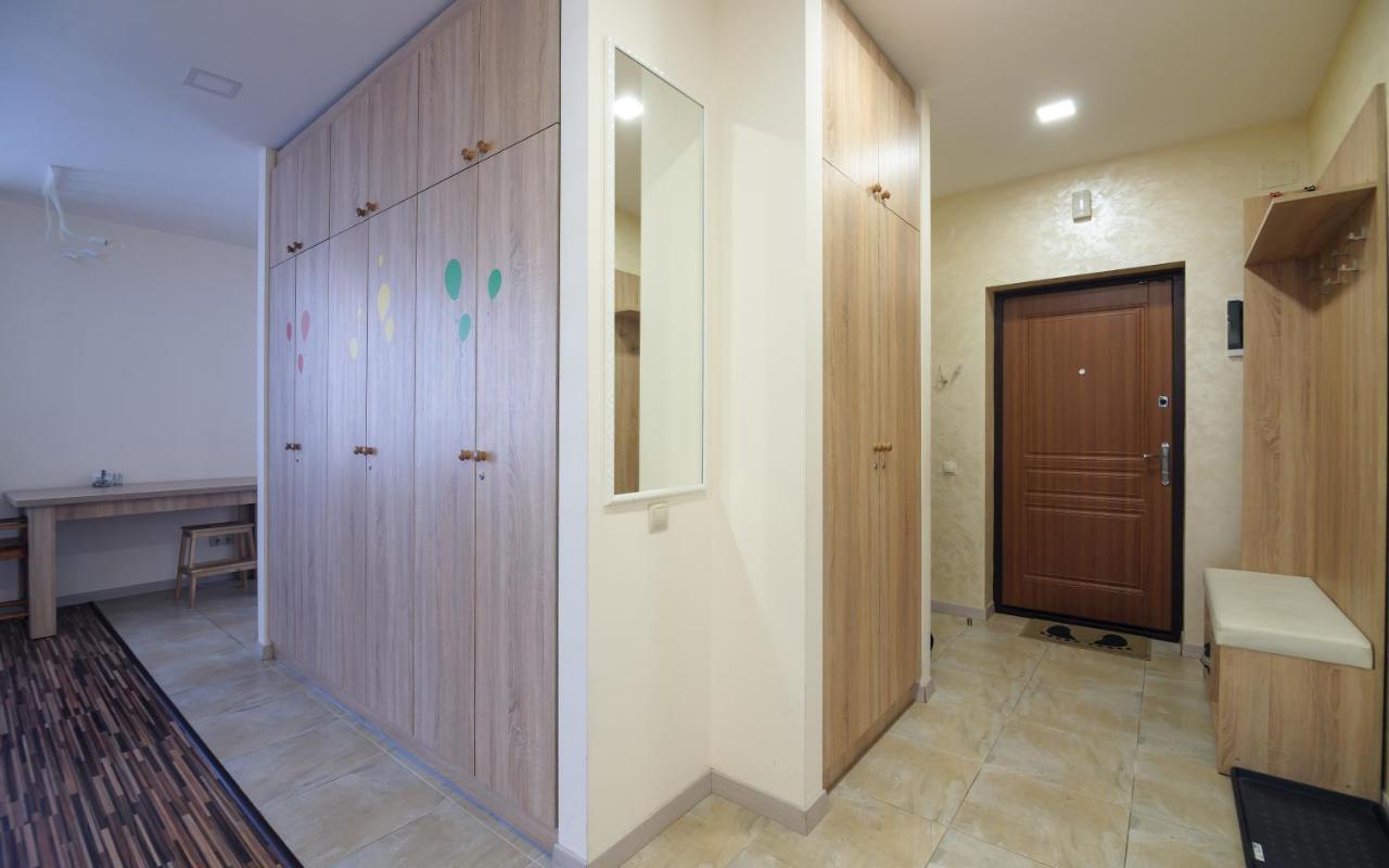 Colored Balloons - 3 Bedrooms, 3 Bathrooms, Equipped Large Apartments Лвив Екстериор снимка
